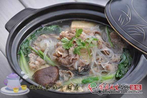 既解馋又能解决温饱的十分钟火锅——羊肉粉丝煲